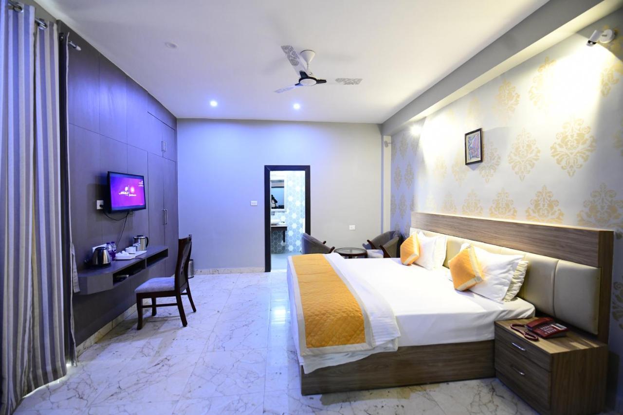Hotel Jataka Inn ブッダガヤ エクステリア 写真