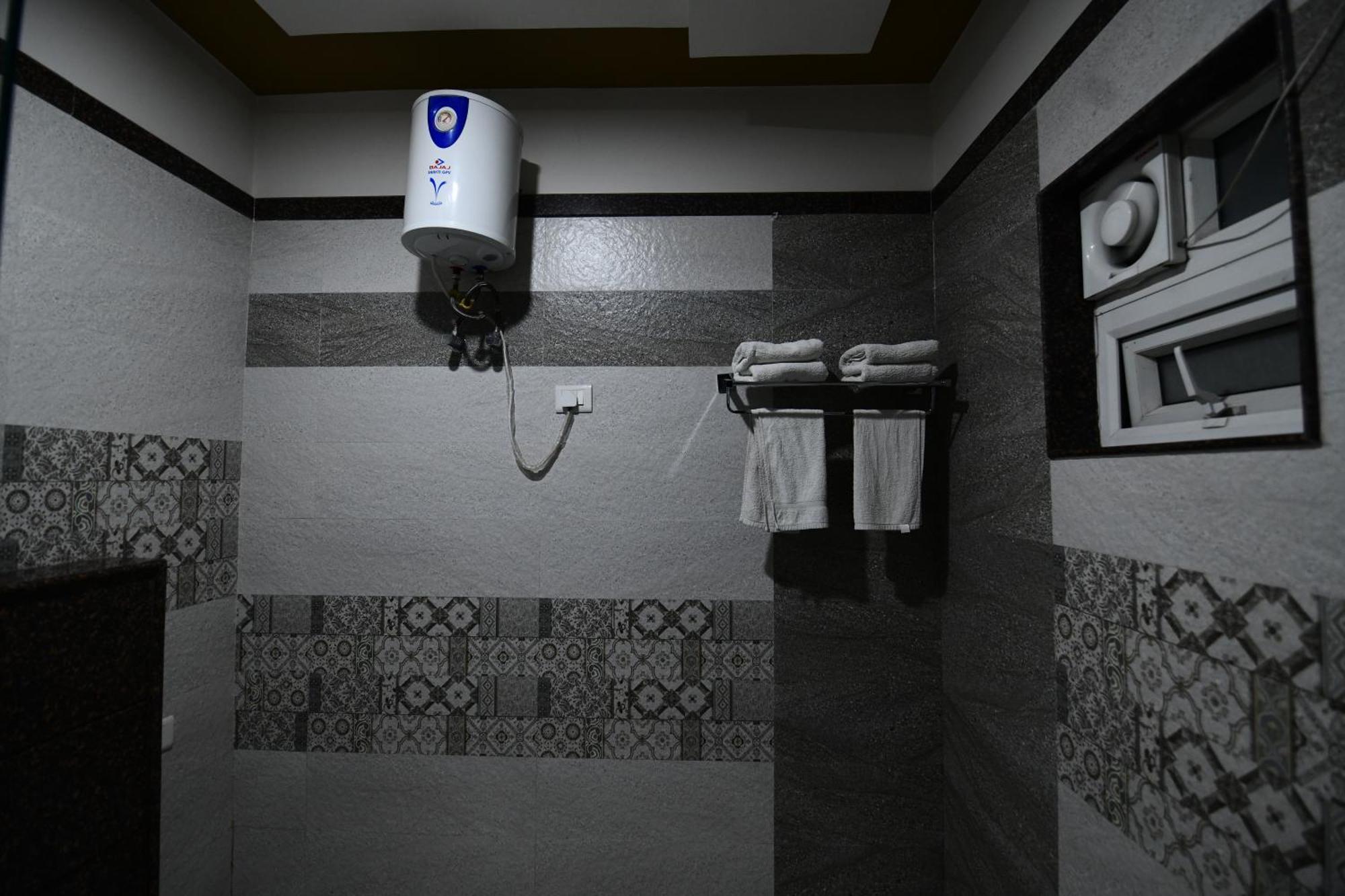 Hotel Jataka Inn ブッダガヤ エクステリア 写真