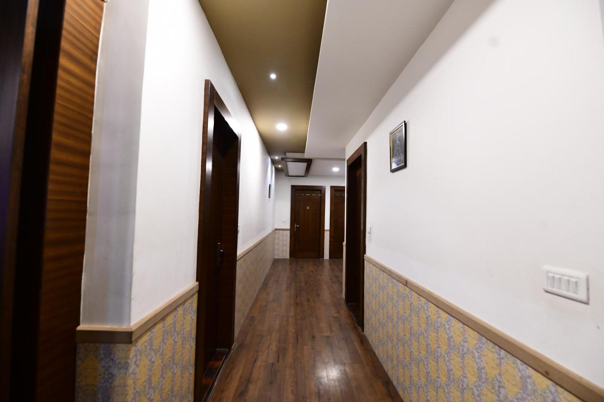 Hotel Jataka Inn ブッダガヤ エクステリア 写真